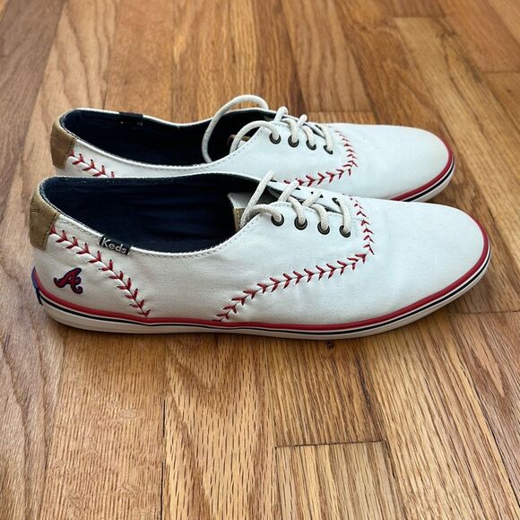 Keds Cream and Red Braves Baseball Stitch Sneakers size 10 - Picture 1 of 12